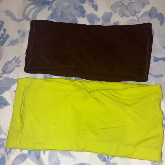 SKIMS Brown and Lime Green Bandeau Set - Picture 5 of 5